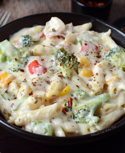White Sauce Pasta